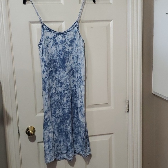 Thread supply dress small - Picture 1 of 4